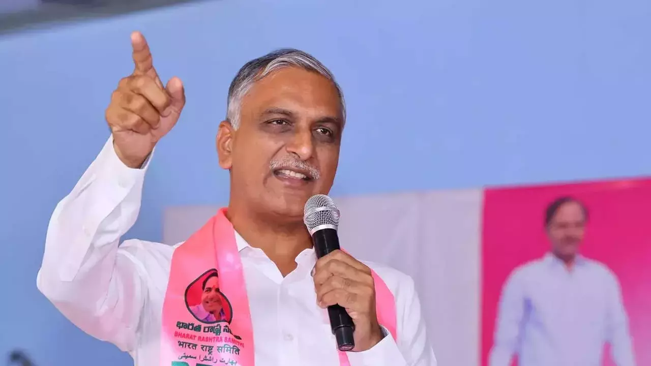Harish Rao : రేవంత్ పాలనలో విద్యార్ధులు అరిగోస పడుతున్నారు Harish Rao : రేవంత్ పాలనలో విద్యార్ధులు అరిగోస పడుతున్నారు