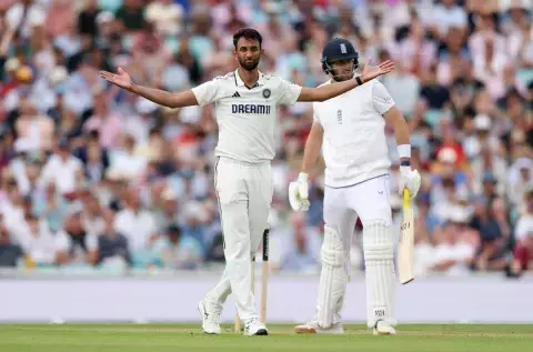 IND vs ENG: ఓవల్ టెస్టులో రసవత్తర పోరు IND vs ENG: ఓవల్ టెస్టులో రసవత్తర పోరు