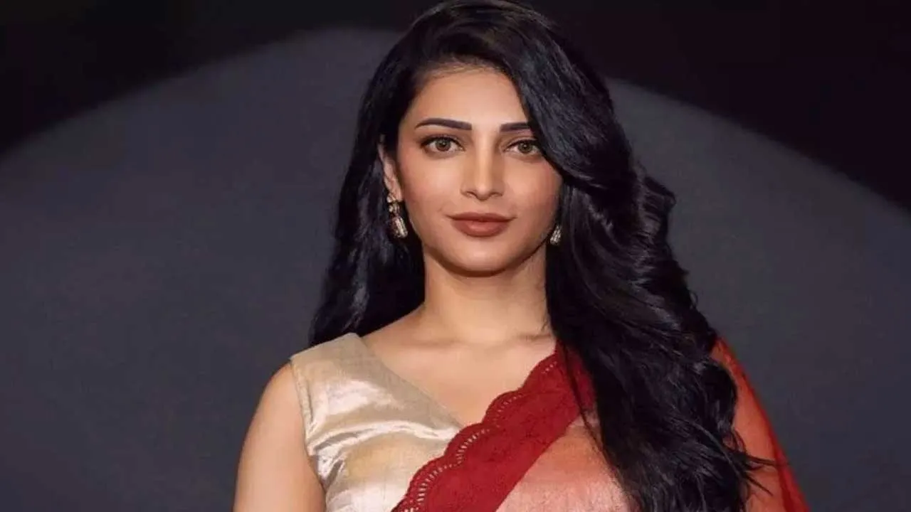 Shruti Haasan : భవిష్యత్తు ఎలాంటిది తీసుకొచ్చినా దానిపై ఆధార పడాల్సిందే Shruti Haasan : భవిష్యత్తు ఎలాంటిది తీసుకొచ్చినా దానిపై ఆధార పడాల్సిందే
