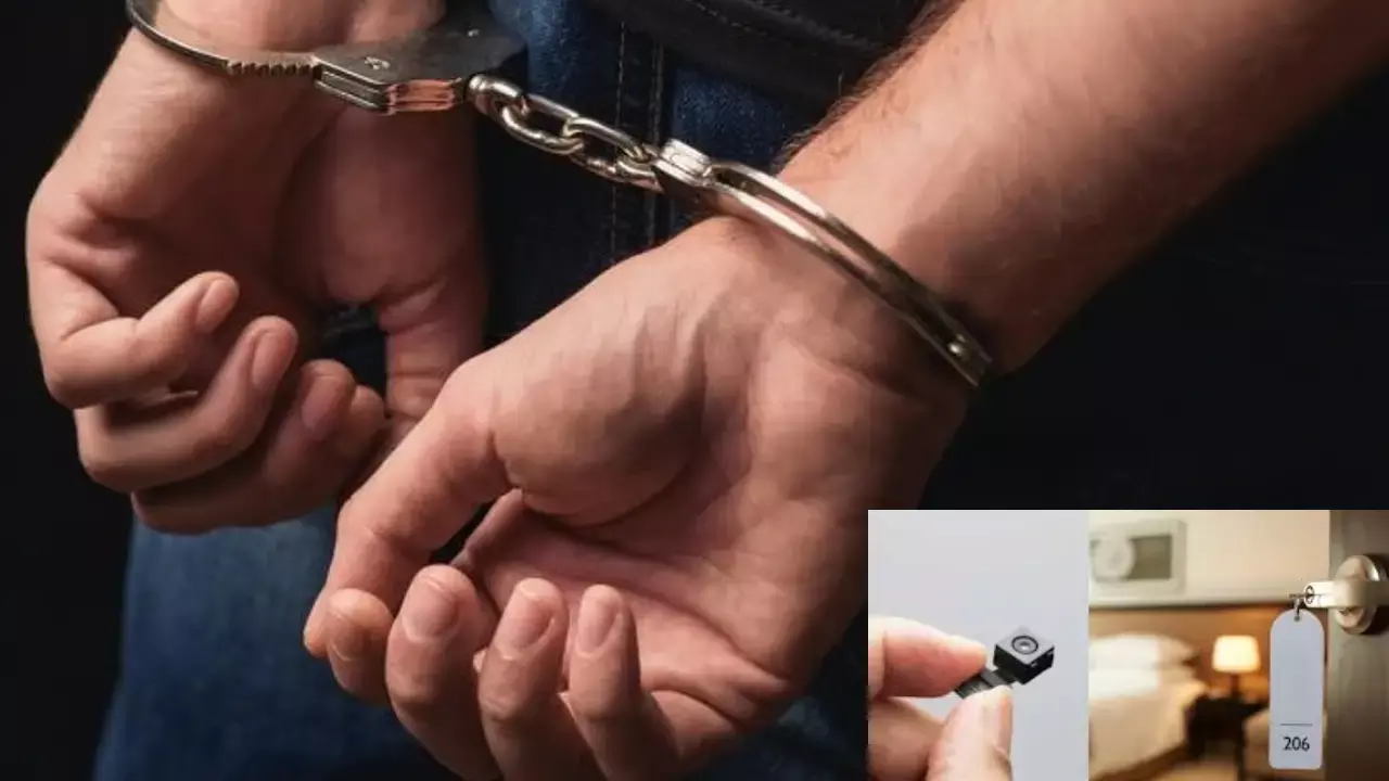 Bhadrachalam : లాడ్జ్ లో ప్రేమికుల ప్రైవేట్ వీడియో రికార్డ్ చేసి బ్లాక్ మెయిల్.. హోటల్ సిబ్బంది.. Bhadrachalam : లాడ్జ్ లో ప్రేమికుల ప్రైవేట్ వీడియో రికార్డ్ చేసి బ్లాక్ మెయిల్.. హోటల్ సిబ్బంది..