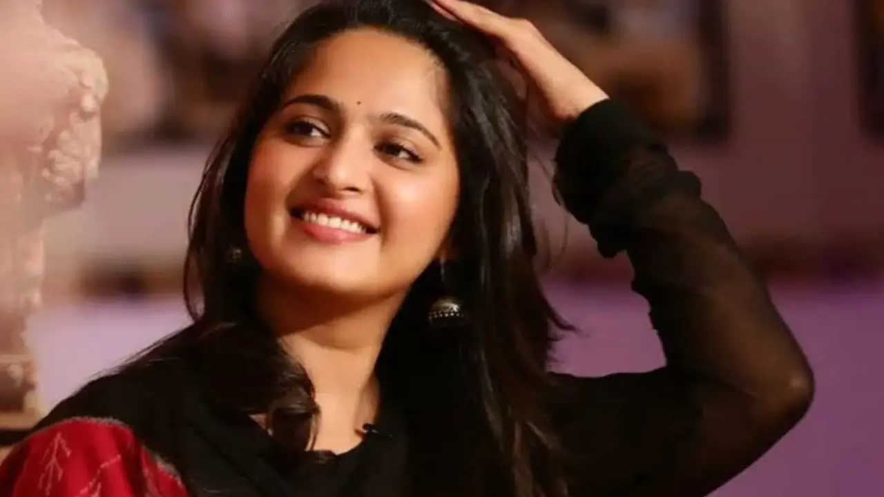 Anushka Shetty : అతడితోనే నా పెళ్లి : అనుష్క క్లారిటీ Anushka Shetty : అతడితోనే నా పెళ్లి : అనుష్క క్లారిటీ