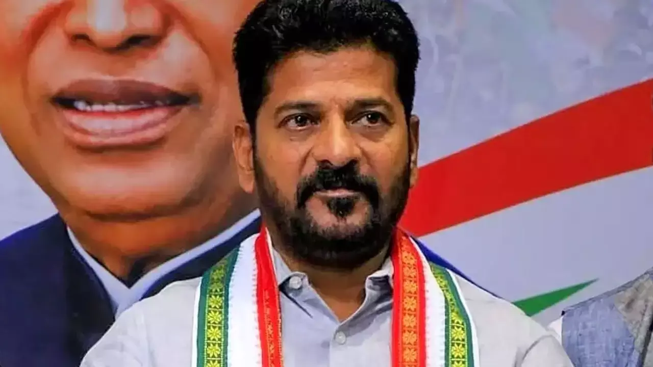 CM Revanth : ఢిల్లీకి సీఎం రేవంత్.. జంతర్ మంతర్ వద్ద ధర్నాకు దిగనున్న సీఎం CM Revanth : ఢిల్లీకి సీఎం రేవంత్.. జంతర్ మంతర్ వద్ద ధర్నాకు దిగనున్న సీఎం