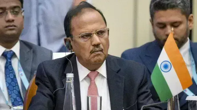 Ajit Doval: డొనాల్డ్ ట్రంప్ సుంకాల హెచ్చరిక.. రష్యా టూర్ కి అజిత్ దోవల్ Ajit Doval: డొనాల్డ్ ట్రంప్ సుంకాల హెచ్చరిక.. రష్యా టూర్ కి అజిత్ దోవల్