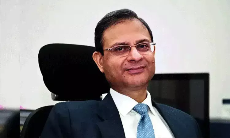 అమెరికా సుంకాలు భారత ఆర్థిక వ్యవస్థపై ఎలాంటి ప్రభావం చూపుతాయి: ఆర్బిఐ గవర్నర్ అమెరికా సుంకాలు భారత ఆర్థిక వ్యవస్థపై ఎలాంటి ప్రభావం చూపుతాయి: ఆర్బిఐ గవర్నర్