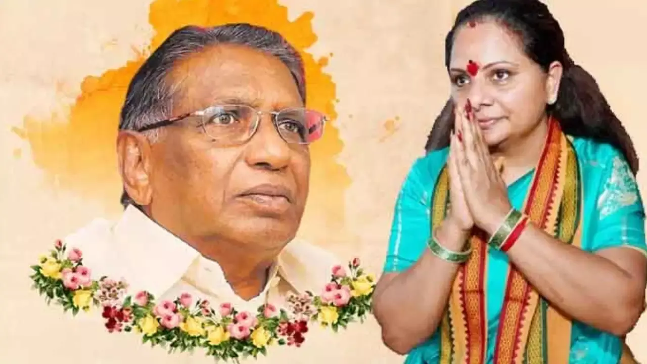 తెలంగాణ సిద్ధాంతకర్త ప్రొఫెసర్ జయశంకర్కు కేటీఆర్, కవిత ఘన నివాళులు తెలంగాణ సిద్ధాంతకర్త ప్రొఫెసర్ జయశంకర్కు కేటీఆర్, కవిత ఘన నివాళులు