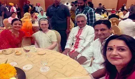 Mahua Moitra: ఢిల్లీలో గ్రాండ్‌గా మహువా మొయిత్రా వివాహ రిసెప్షన్..