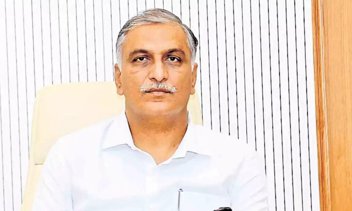 Harish Rao : కాళేశ్వరం రిపోర్టు ఇవ్వండి... సీఎస్ ను కలిసిన హరీశ్ రావు Harish Rao : కాళేశ్వరం రిపోర్టు ఇవ్వండి... సీఎస్ ను కలిసిన హరీశ్ రావు