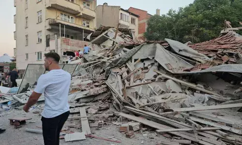 Earthquake : మెక్సికోలో భారీ భూకంపం