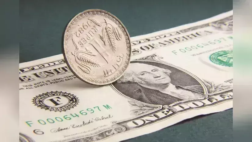 Rupee vs US Dollar: అమెరికా సుంకాల హెచ్చరికల మధ్య బలపడి ప్రారంభమైన రూపాయి Rupee vs US Dollar: అమెరికా సుంకాల హెచ్చరికల మధ్య బలపడి ప్రారంభమైన రూపాయి