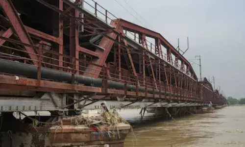 Yamuna River: ఢిల్లీలో డేంజ‌ర్ మార్క్ దాటిన య‌మునా న‌ది..