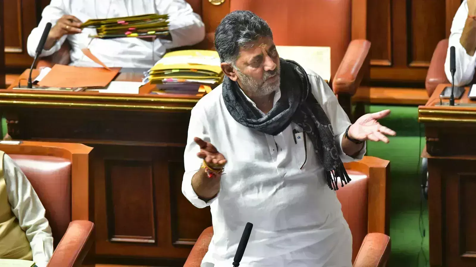 DK Shivakumar: అసెంబ్లీలో డీకే.శివకుమార్ ఆర్ఎస్ఎస్ గీతాలాపన..