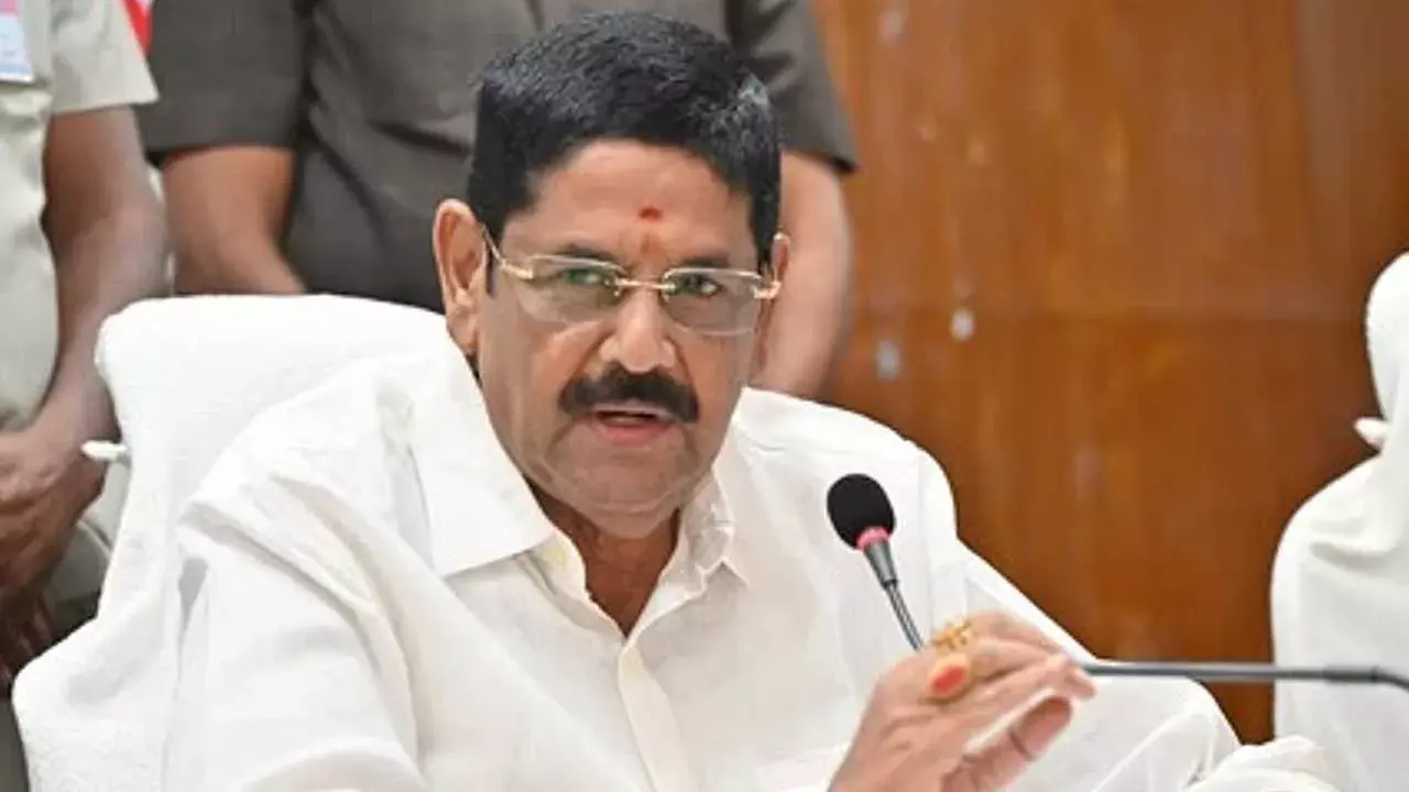 Minister Anam : దేవాలయాలపై విషప్రచారం చేయడం బాధాకరం Minister Anam : దేవాలయాలపై విషప్రచారం చేయడం బాధాకరం