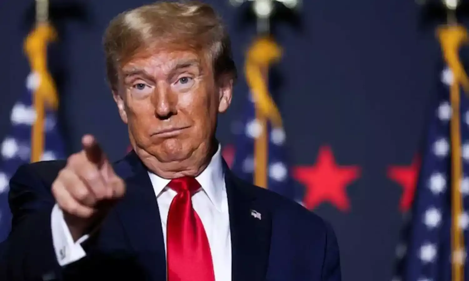 Trump : ట్రంప్ కఠిన ఆంక్షలు.. క్షీణించిన వలస జనాభా Trump : ట్రంప్ కఠిన ఆంక్షలు.. క్షీణించిన వలస జనాభా