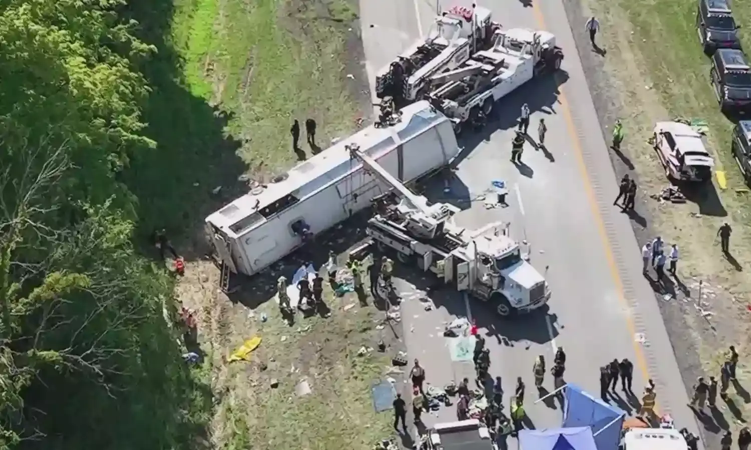 Road Accident : అమెరికాలో ఘోర రోడ్డు ప్రమాదం Road Accident : అమెరికాలో ఘోర రోడ్డు ప్రమాదం