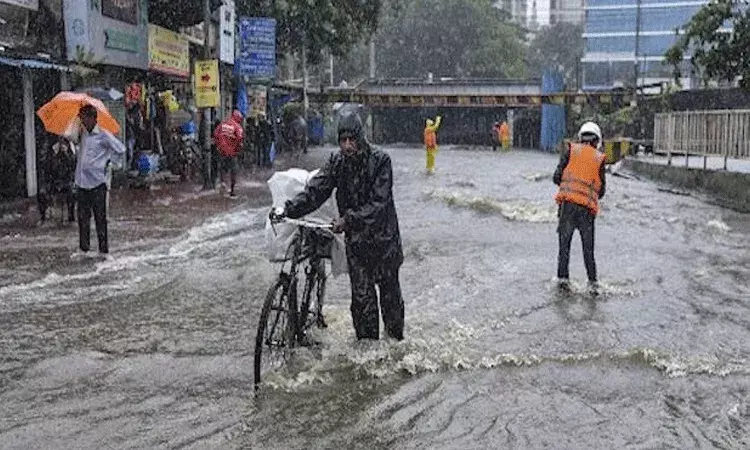 Jharkhand: వర్ష బీభత్సం.. అయిదుగురు మృతి, అనేక మందికి గాయాలు..