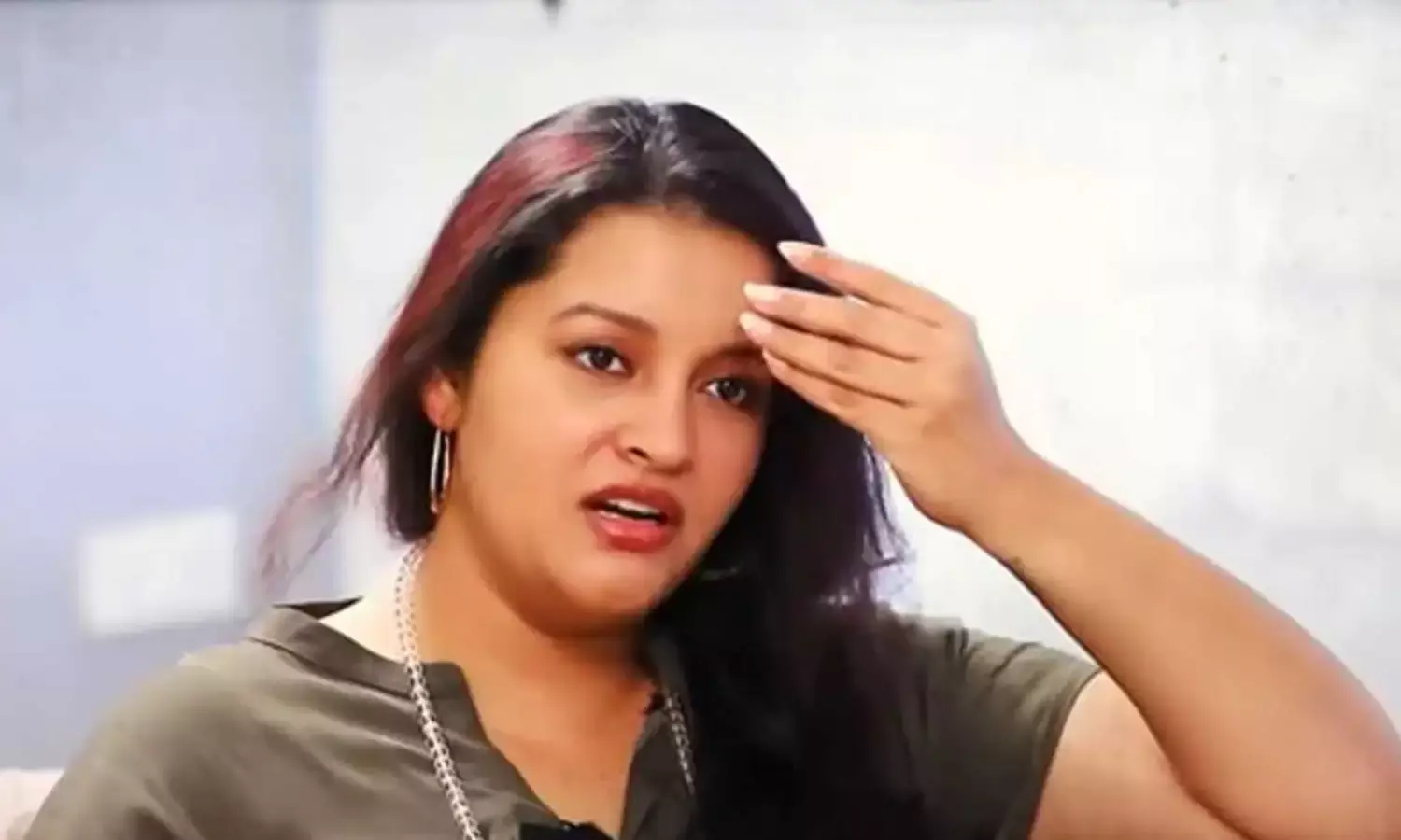 Renu Desai : మంచి చూపిస్తే బ్యాన్ చేస్తరా.. రేణూ దేశాయ్ ఫైర్ Renu Desai : మంచి చూపిస్తే బ్యాన్ చేస్తరా.. రేణూ దేశాయ్ ఫైర్