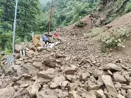 Landslide :  అరుణాచల్‌ ప్రదేశ్‌లో కొండచరియల బీభత్సం..