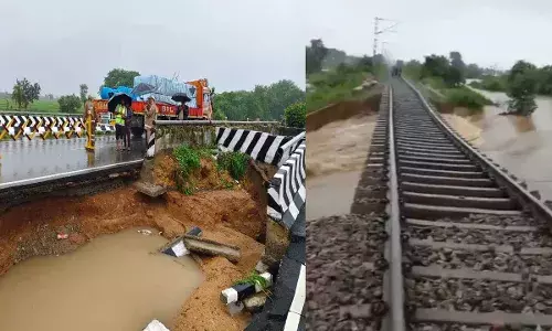 TG : కామారెడ్డిలో వర్ష బీభత్సం.. కొట్టుకుపోయిన జాతీయ రహదారి.. TG : కామారెడ్డిలో వర్ష బీభత్సం.. కొట్టుకుపోయిన జాతీయ రహదారి..