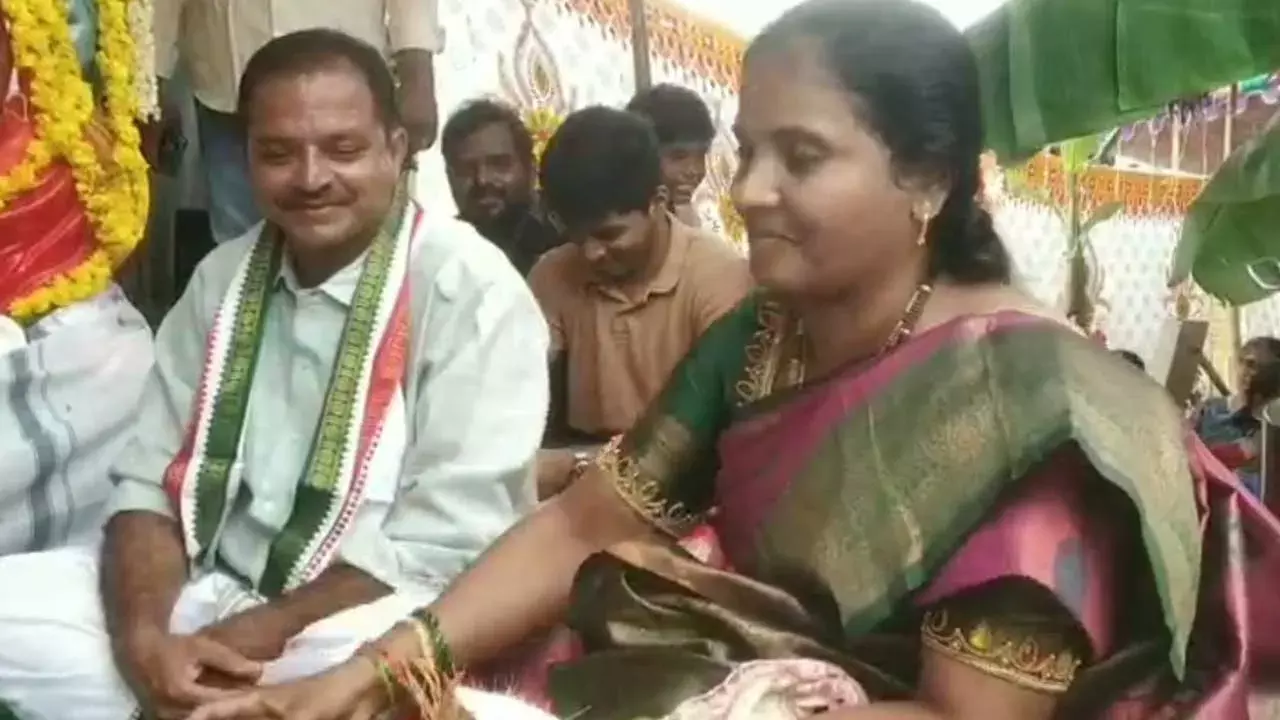 Nellore District : వినాయక విగ్రహ పూజలో ముస్లిం కుటుంబం Nellore District : వినాయక విగ్రహ పూజలో ముస్లిం కుటుంబం