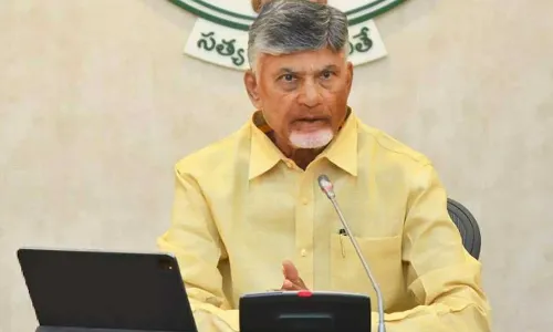 CM Chandrababu : ఆధార్ తరహాలో ఫ్యామిలీ కార్డు - ఏపీ సీఎం చంద్రబాబు CM Chandrababu : ఆధార్ తరహాలో ఫ్యామిలీ కార్డు - ఏపీ సీఎం చంద్రబాబు