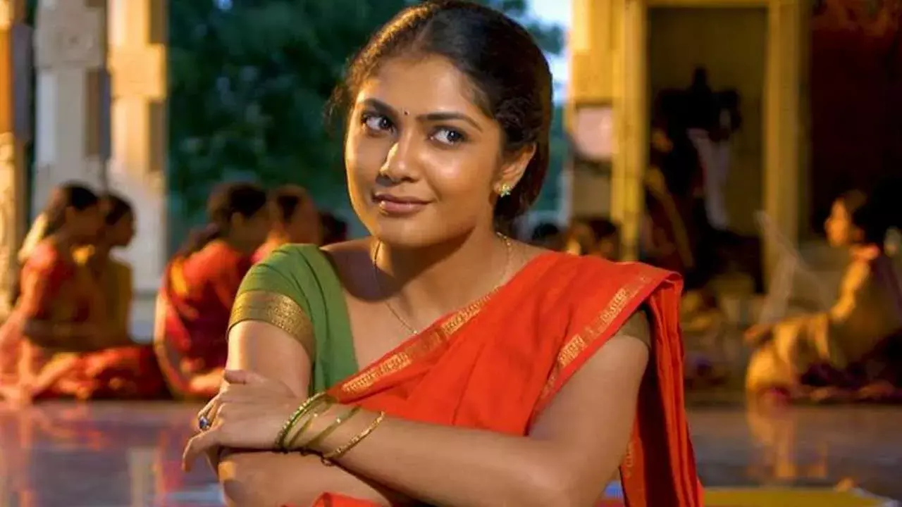 Kamalini Mukherjee : అందుకే టాలీవుడ్ కి దూరమయ్యా Kamalini Mukherjee : అందుకే టాలీవుడ్ కి దూరమయ్యా