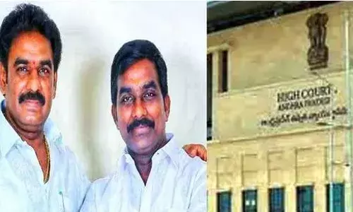 PINNELLI: పిన్నెల్లి సోదరులకు హైకోర్టులో ఎదురుదెబ్బ PINNELLI: పిన్నెల్లి సోదరులకు హైకోర్టులో ఎదురుదెబ్బ