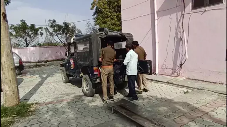 Prayagraj Murder: ప్రయాగ్రాజ్లో 11వ తరగతి విద్యార్థి దారుణ హత్య Prayagraj Murder: ప్రయాగ్రాజ్లో 11వ తరగతి విద్యార్థి దారుణ హత్య