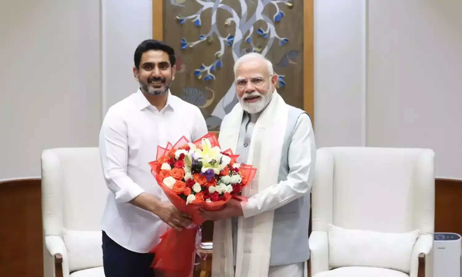 Nara Lokesh : ప్రధాని మోదీతో నారా లోకేశ్ భేటీ Nara Lokesh : ప్రధాని మోదీతో నారా లోకేశ్ భేటీ