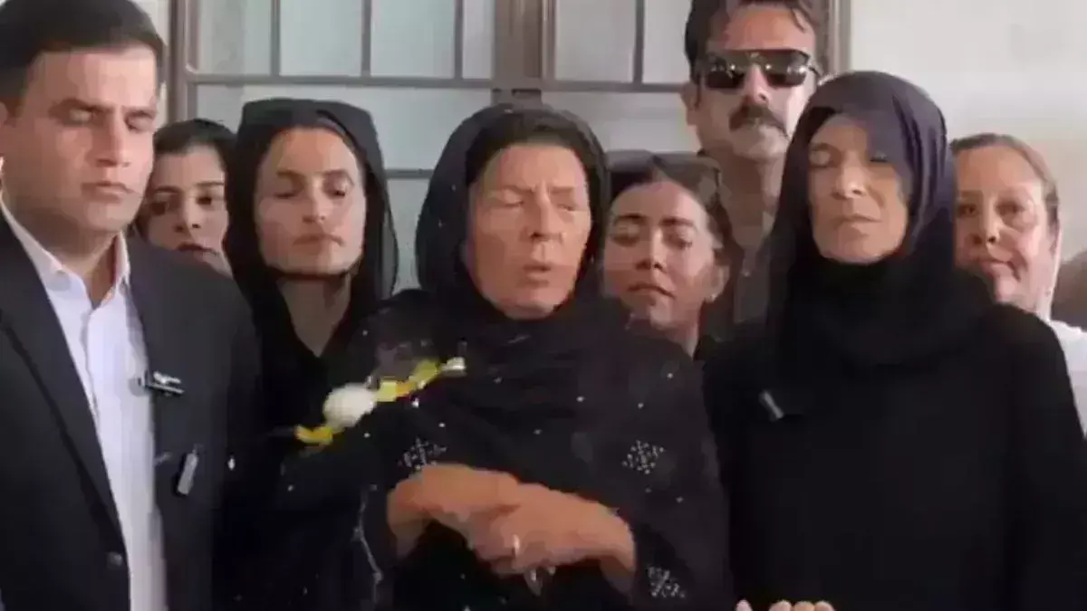 Imran Khan: పాకిస్థాన్ జైలు దగ్గర ఇమ్రాన్‌ఖాన్ సోదరిపై దాడి