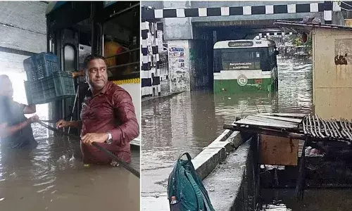 RAIN: వరంగల్లో వర్ష బీభత్సం... వరదల్లో బస్సులు