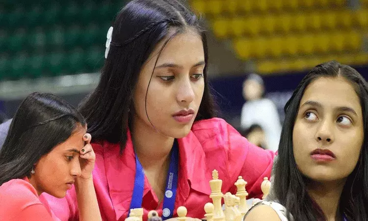 Chess: ఆఫ్రికా నెంబర్ వన్ చెస్ క్రీడాకారిణి ఓడించిన దివ్య దేశ్‌ముఖ్‌