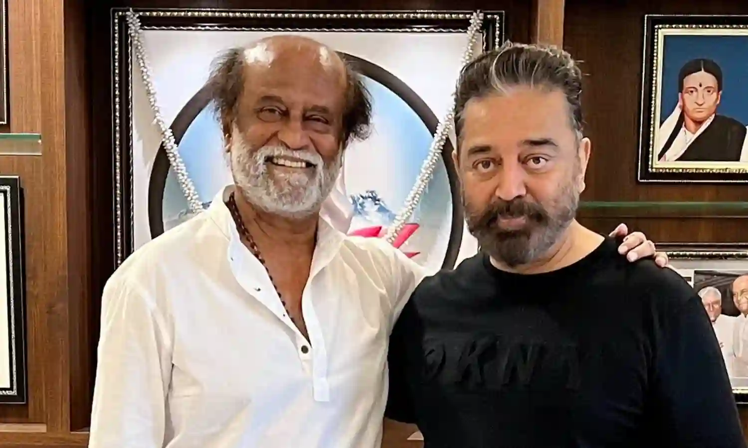 Kamal Haasam-Rajinikantah : అఫీషియల్.. 46 ఏళ్ల తర్వాత కమల్, రజనీకాంత్.. Kamal Haasam-Rajinikantah : అఫీషియల్.. 46 ఏళ్ల తర్వాత కమల్, రజనీకాంత్..