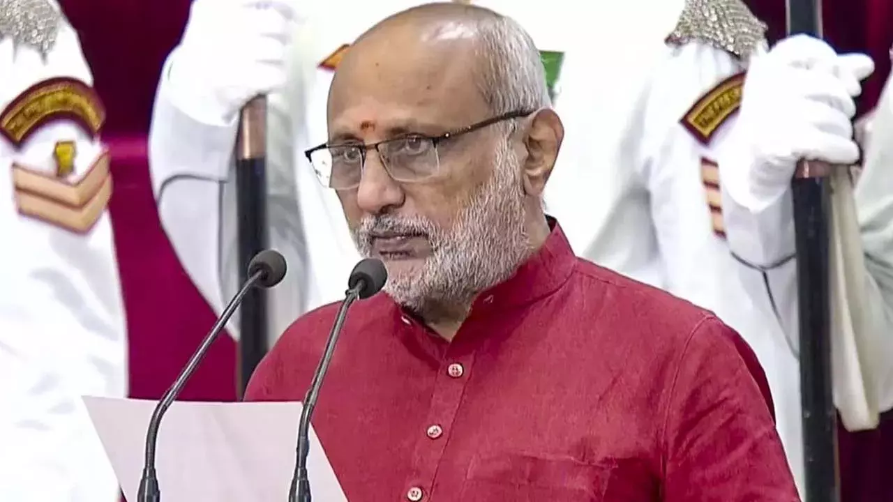 Vice President : ఉపరాష్ట్రపతిగా సీపీ రాధాకృష్ణన్ ప్రమాణ స్వీకారం Vice President : ఉపరాష్ట్రపతిగా సీపీ రాధాకృష్ణన్ ప్రమాణ స్వీకారం