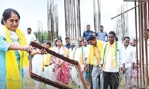 AP: వైద్య కళాశాలలపై వైసీపీ విషం AP: వైద్య కళాశాలలపై వైసీపీ విషం
