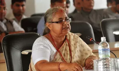 Nepal: నేపాల్ కొత్త ప్రధాని సుశీలా కర్కి.. న్యాయమూర్తిగా రికార్డు సృష్టించిన మహిళ.. Nepal: నేపాల్ కొత్త ప్రధాని సుశీలా కర్కి.. న్యాయమూర్తిగా రికార్డు సృష్టించిన మహిళ..