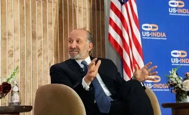 Howard Lutnick: భారత్ గొప్పలు చెప్తుంది కానీ .. ఒక్క మొక్కజొన్న బస్తా కూడా కొనదు Howard Lutnick: భారత్ గొప్పలు చెప్తుంది కానీ .. ఒక్క మొక్కజొన్న బస్తా కూడా కొనదు