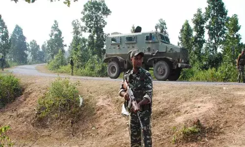 Crime : ఝార్ఖండ్‌లో ఎన్‌కౌంటర్‌.. ముగ్గురు మావోయిస్టుల మృతి
