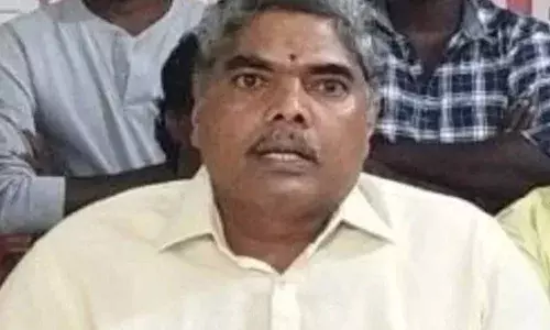 AP High Court : ఎమ్మెల్సీ కేసు విషయంలో ఏపీ హైకోర్టు కీలక వ్యాఖ్యలు.. AP High Court : ఎమ్మెల్సీ కేసు విషయంలో ఏపీ హైకోర్టు కీలక వ్యాఖ్యలు..