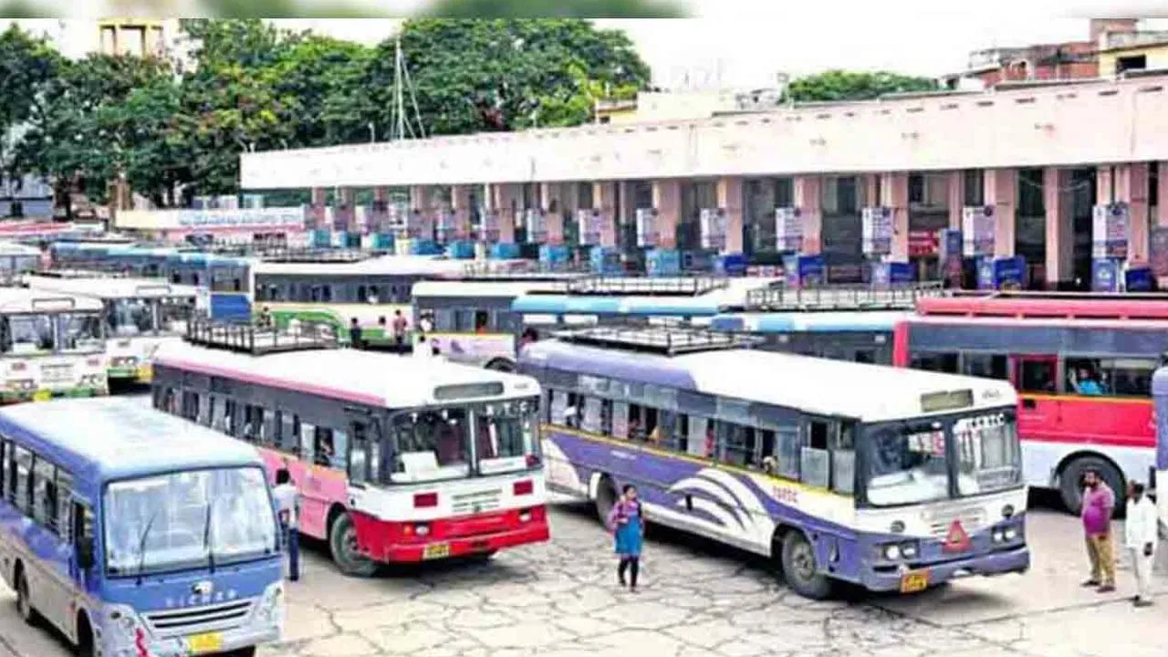 RTC : దసరా స్పెషల్ బస్సుల్లో ఛార్జీలు పెంపు! RTC : దసరా స్పెషల్ బస్సుల్లో ఛార్జీలు పెంపు!