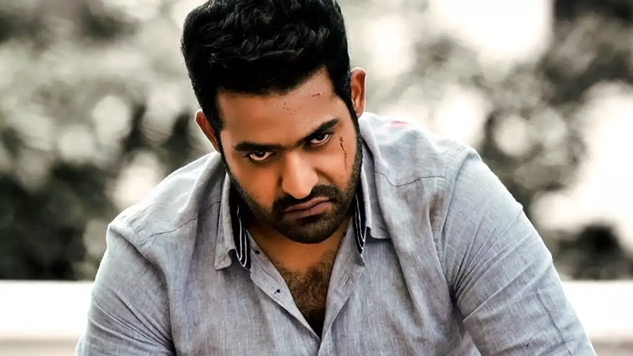 NTR Accident : షూటింగ్ లో ఎన్టీఆర్ కు ప్రమాదం NTR Accident : షూటింగ్ లో ఎన్టీఆర్ కు ప్రమాదం
