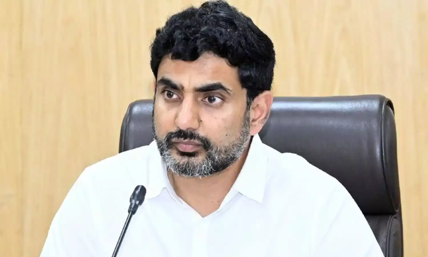 Nara Lokesh : 2,569 మందికి కారుణ్య నియామకాలు: లోకేశ్ Nara Lokesh : 2,569 మందికి కారుణ్య నియామకాలు: లోకేశ్