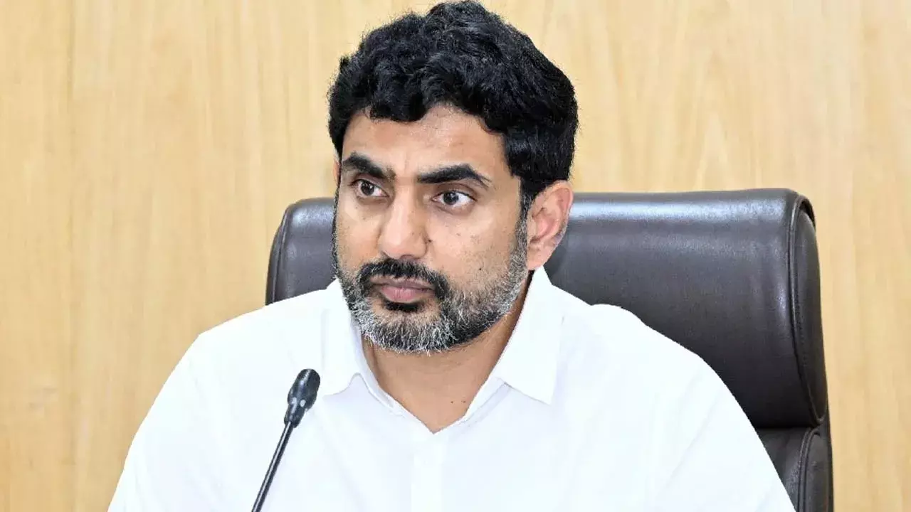 Nara Lokesh : 2,569 మందికి కారుణ్య నియామకాలు: లోకేశ్ Nara Lokesh : 2,569 మందికి కారుణ్య నియామకాలు: లోకేశ్
