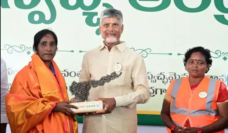 CBN: చెత్తనే కాదు... చెత్త రాజకీయాలను తొలగిస్తాం
