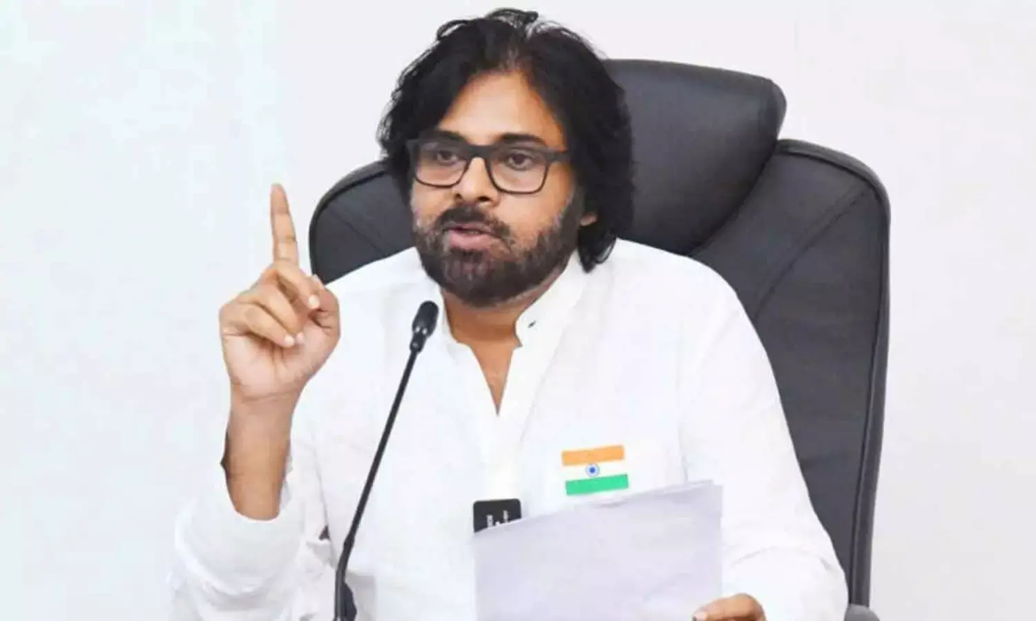 Pawan Kalyan : అమల్లోకి జీఎస్టీ 2.. మోదీకి పవన్, లోకేశ్ థ్యాంక్స్ Pawan Kalyan : అమల్లోకి జీఎస్టీ 2.. మోదీకి పవన్, లోకేశ్ థ్యాంక్స్