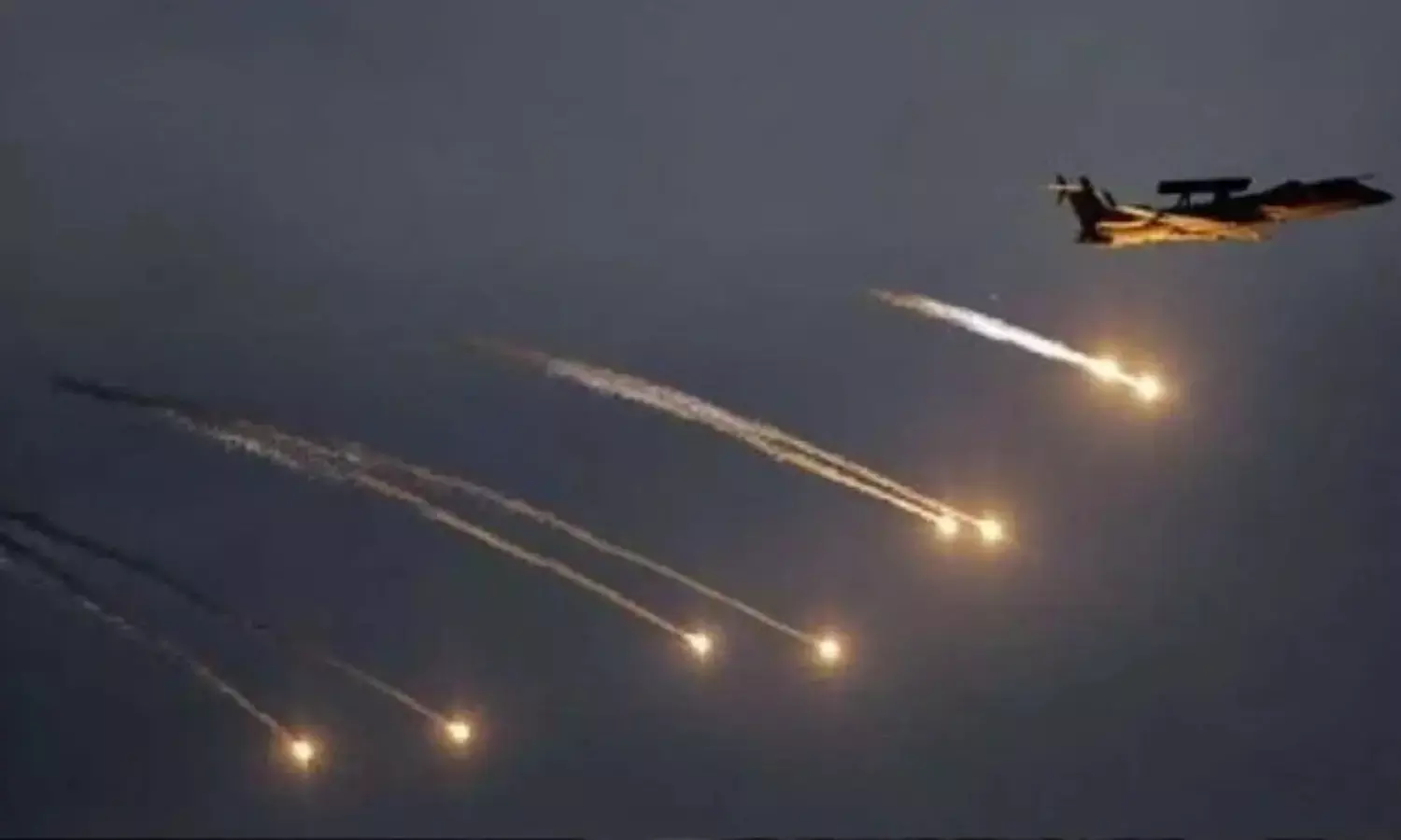 Pakistani Air Force: ఎల్ఎస్-6 బాంబులతో పాకిస్థాన్ ఎయిర్ ఫోర్స్ అటాక్.. Pakistani Air Force: ఎల్ఎస్-6 బాంబులతో పాకిస్థాన్ ఎయిర్ ఫోర్స్ అటాక్..
