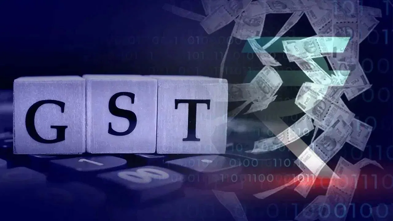 GST 2.0 : కొత్త జీఎస్టీ రేట్లు వచ్చేశాయి.. ఏవి చౌక, ఏవి ఖరీదైనవో తెలుసా? GST 2.0 : కొత్త జీఎస్టీ రేట్లు వచ్చేశాయి.. ఏవి చౌక, ఏవి ఖరీదైనవో తెలుసా?