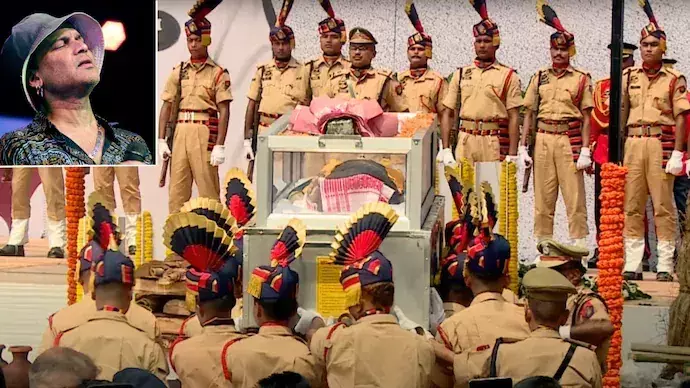 Singer Zubeen Garg: జుబీన్ గార్గ్ అంత్యక్రియలు పూర్తి.. Singer Zubeen Garg: జుబీన్ గార్గ్ అంత్యక్రియలు పూర్తి..