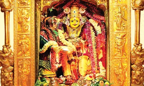 Annapurna Devi : అన్నపూర్ణ దేవిగా ఇంద్రకీలాద్రి అమ్మవారు