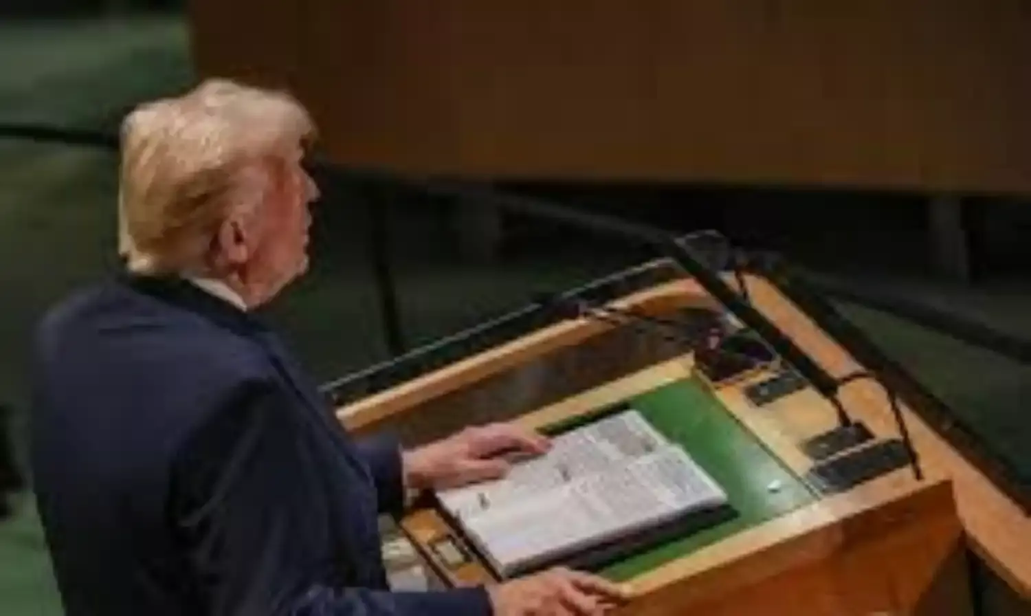 Trump ఐక్యరాజ్యసమితిలో కుట్ర జరిగింది.. కారకుల అరెస్ట్కు ట్రంప్ ఆదేశాలు Trump ఐక్యరాజ్యసమితిలో కుట్ర జరిగింది.. కారకుల అరెస్ట్కు ట్రంప్ ఆదేశాలు