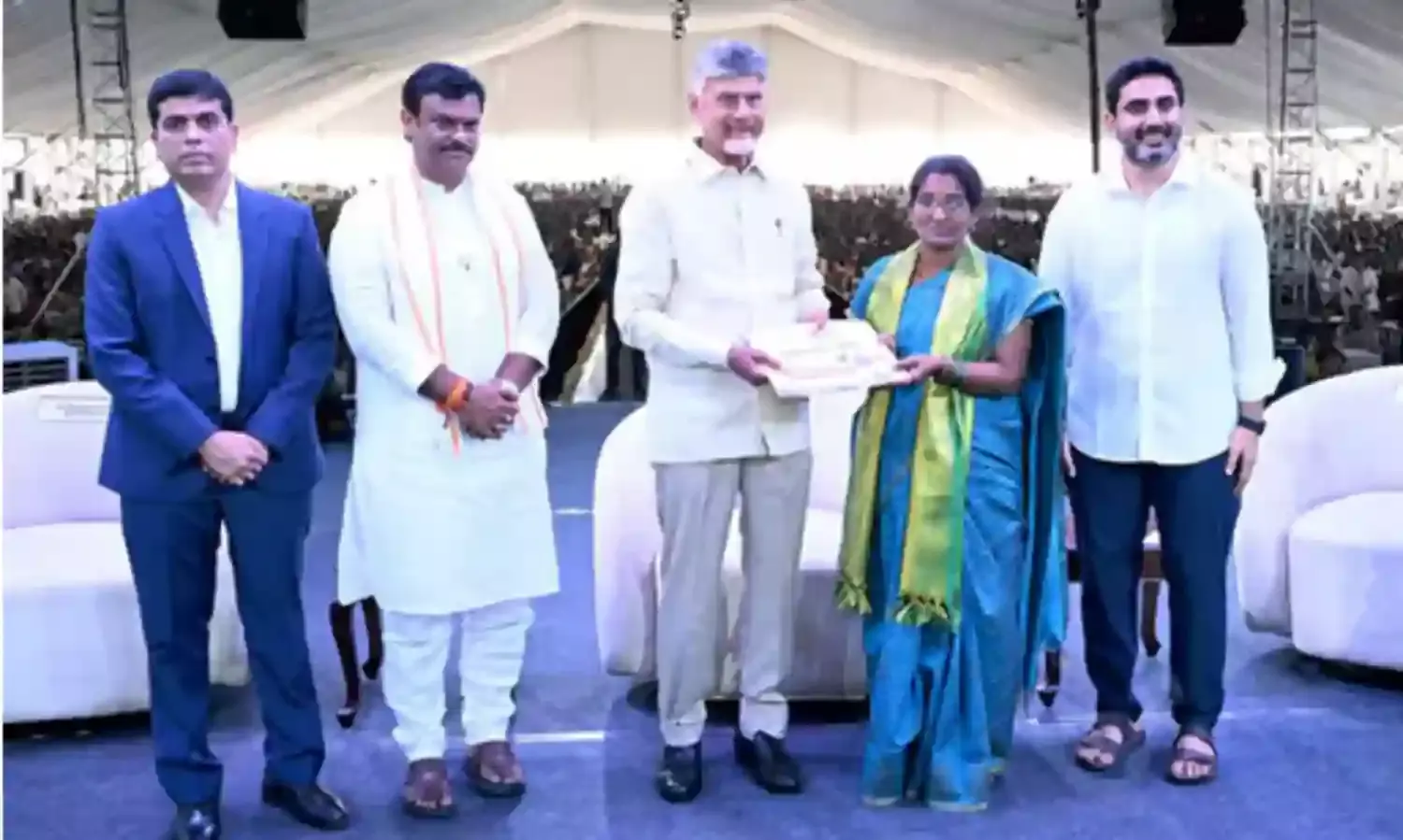 CBN: మెగా డీఎస్సీని హిట్ చేసి చూపించాం CBN: మెగా డీఎస్సీని హిట్ చేసి చూపించాం